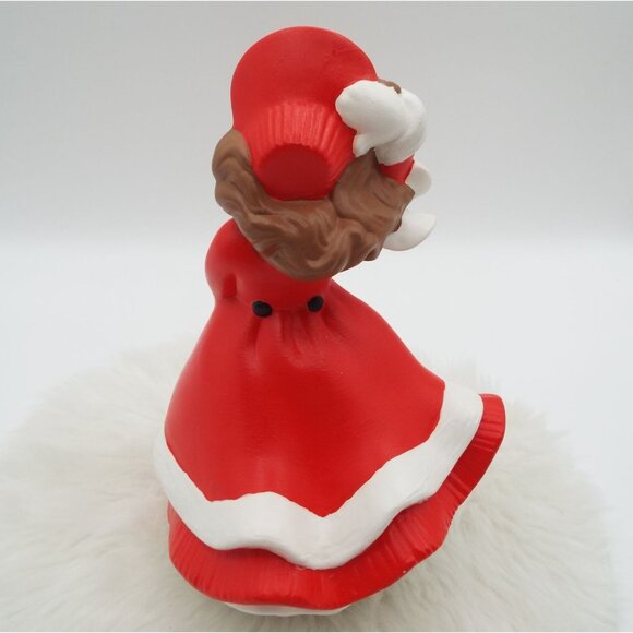 Vintage Atlantic Mold 8.5" Hand Painted Ceramic Lady Christmas Caroler Figurine - Picture 3 of 11